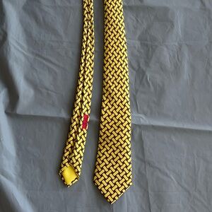 Silk tie